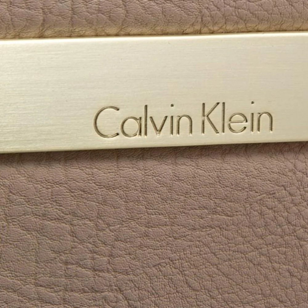 Authentic Calvin Klein bag - FIXED PRICE - Picture 2 of 16